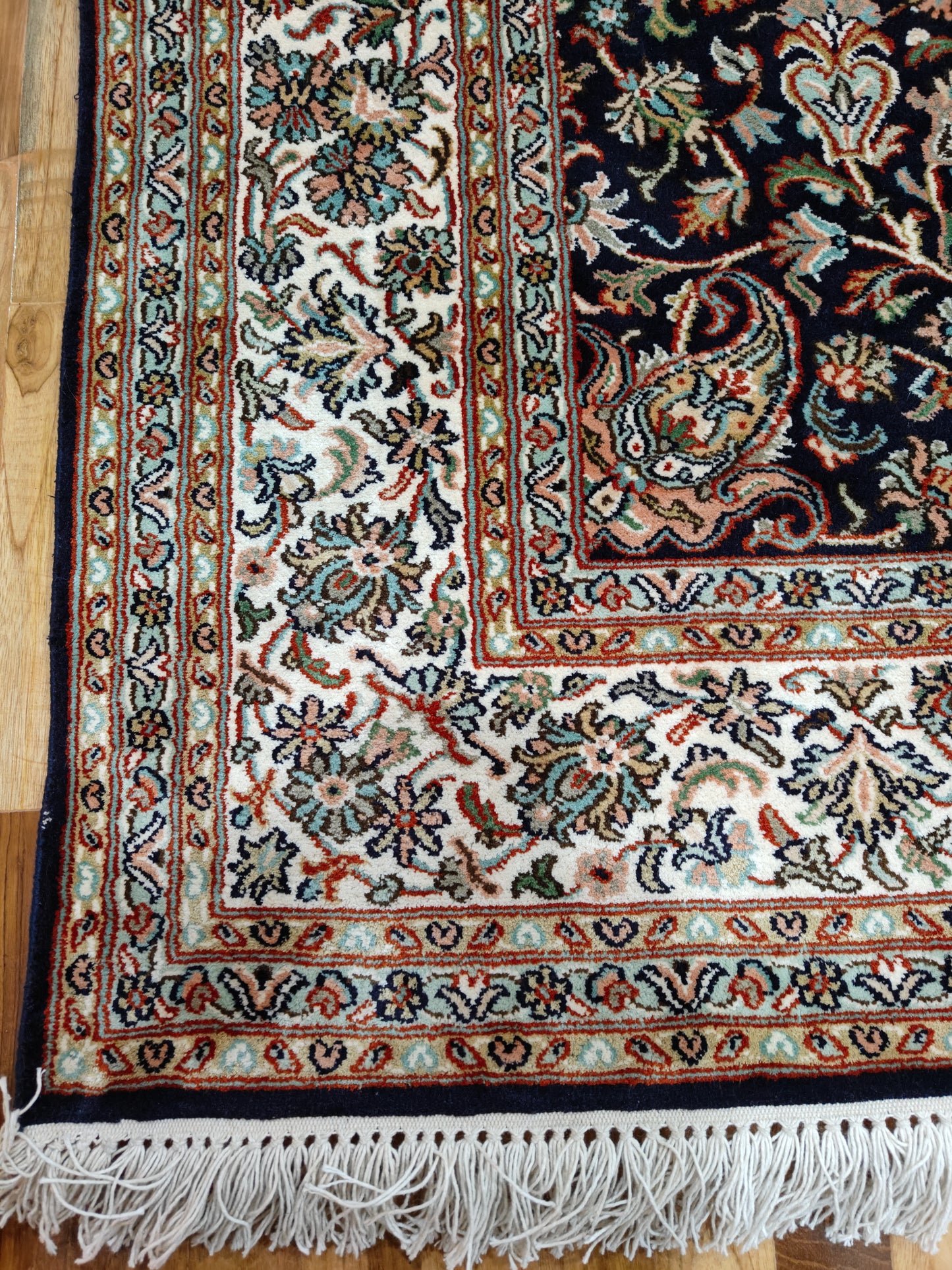 Exquisite 6ft x 4ft Silk on Cotton Kashmiri Hand-Knotted Carpet