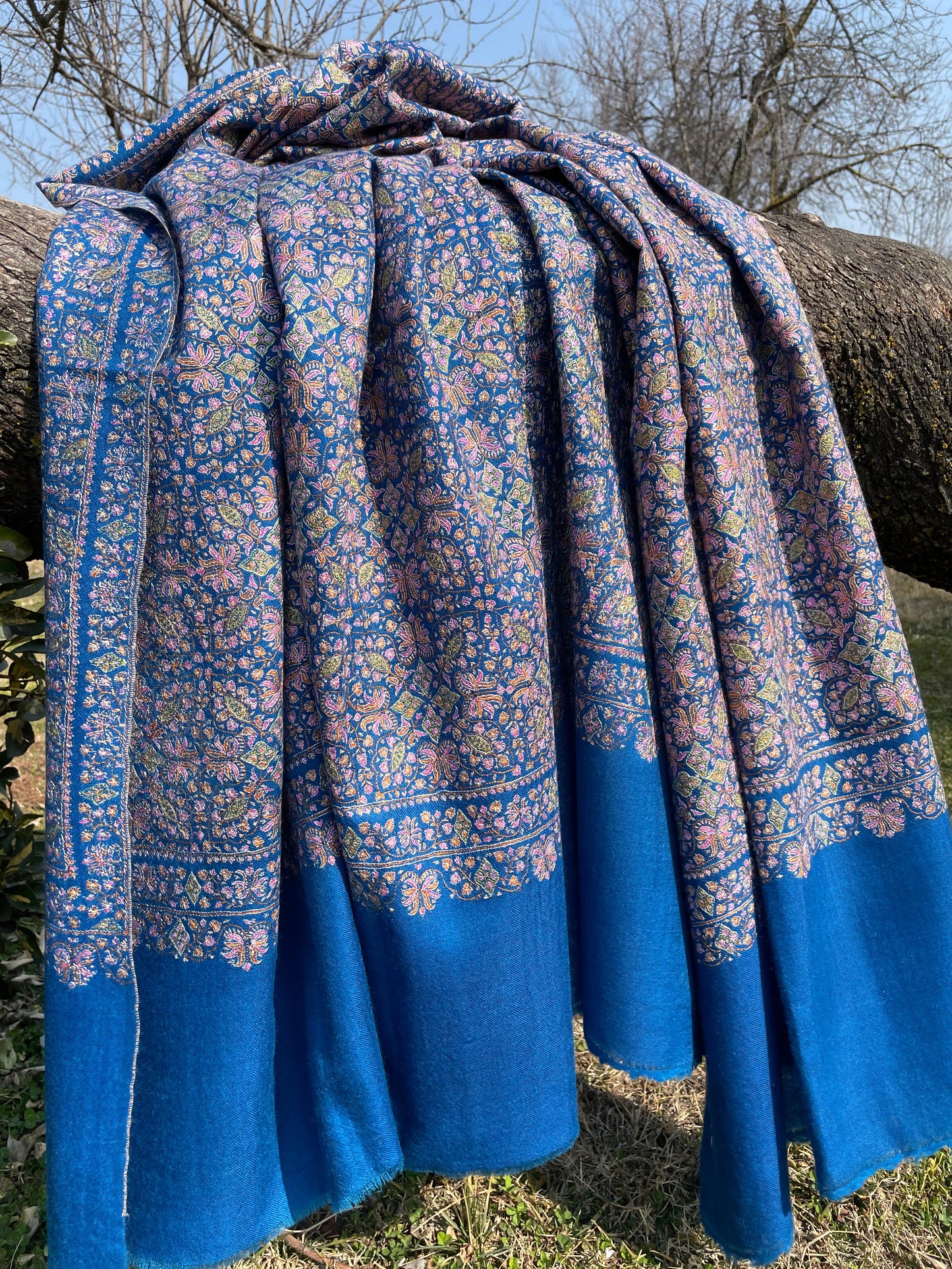 Masterpiece Pure Cashmere Pashmina Handmade GI Classic Blue Pashmina Sozni Embroidered Jamawar Shawl