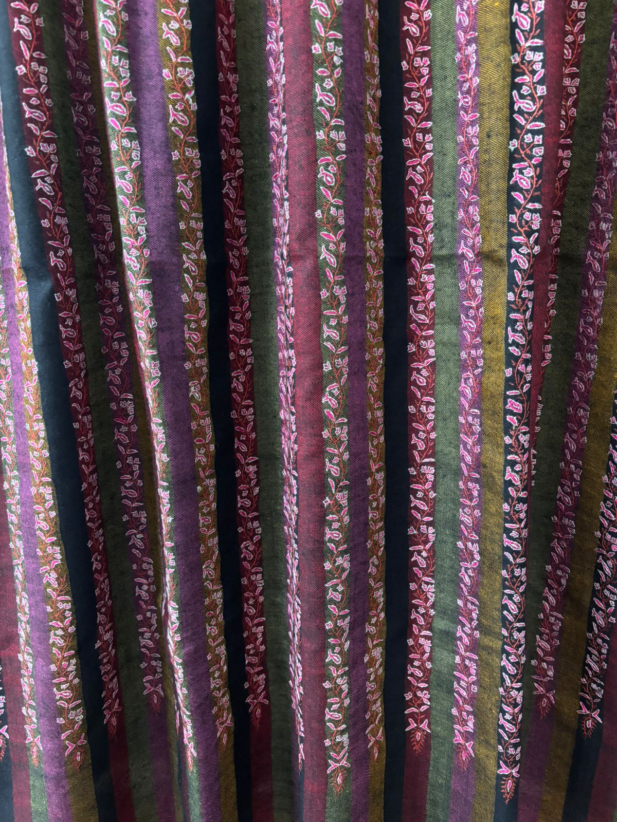 Masterpiece Vintage Khatras Embroidery Sozni Embroidery Handmade Cashmere Shawl Wrap