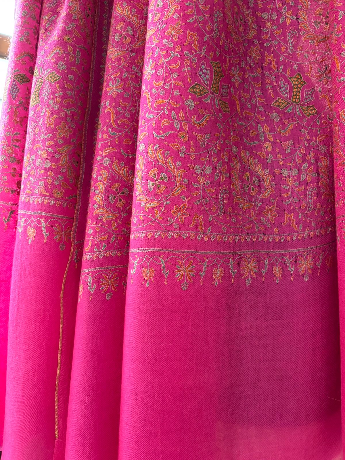 Pashmina Rose Pink Silk Embroidery Lightweight Handmade Sozni Jamawar Shawl