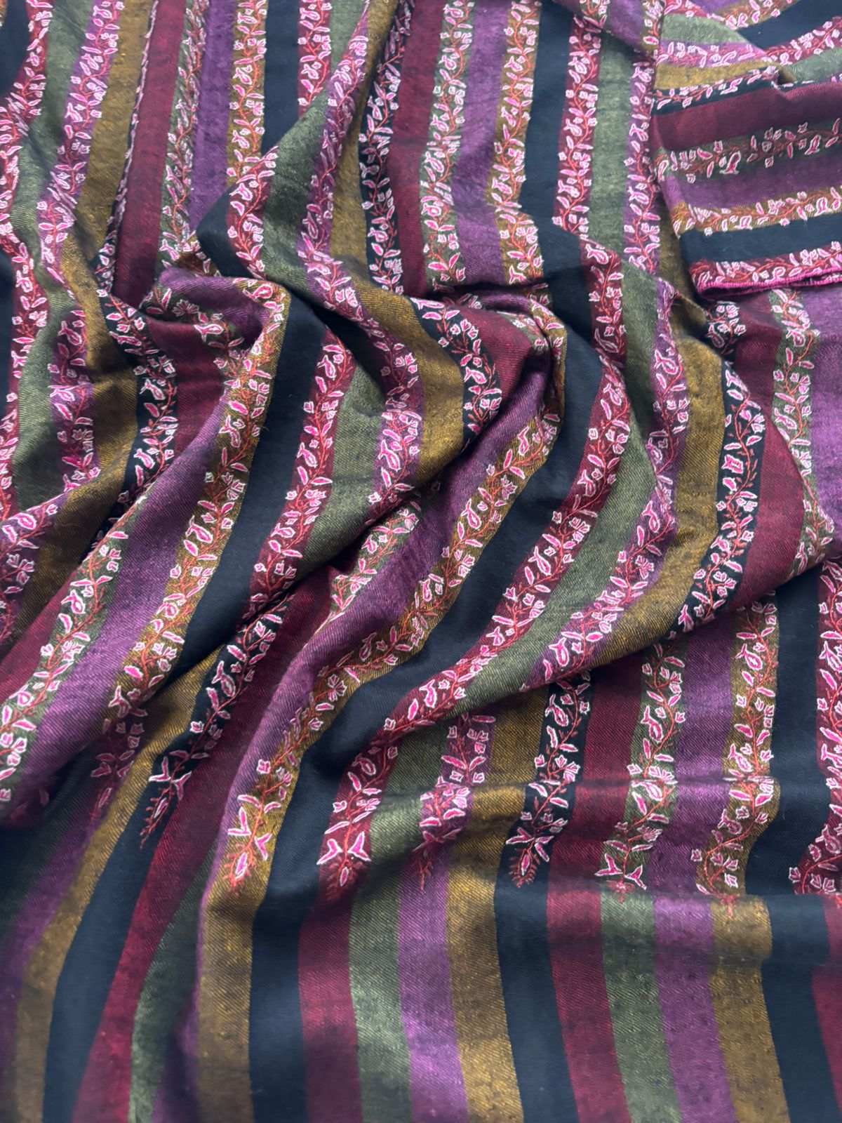 Masterpiece Vintage Khatras Embroidery Sozni Embroidery Handmade Cashmere Shawl Wrap